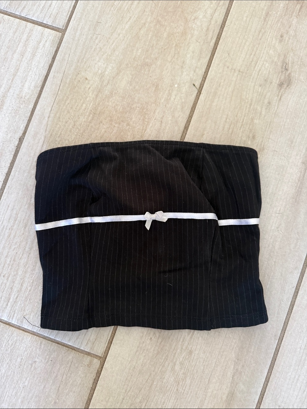 ' Black Pinstripe Strapless Crop Top with White Ribbon